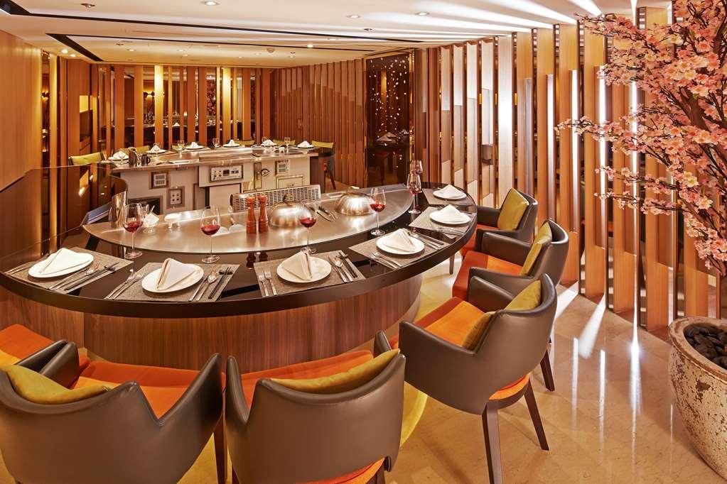 Windsor Hotel Taichung Restoran foto The restaurant