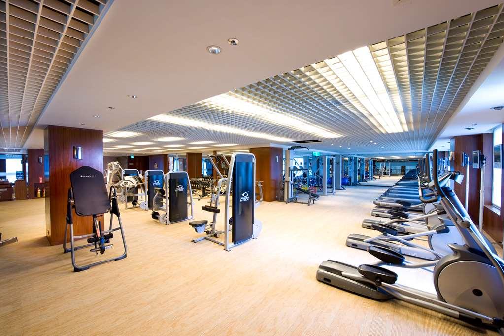 Windsor Hotel Taichung Fasilitas foto The gym at the hotel