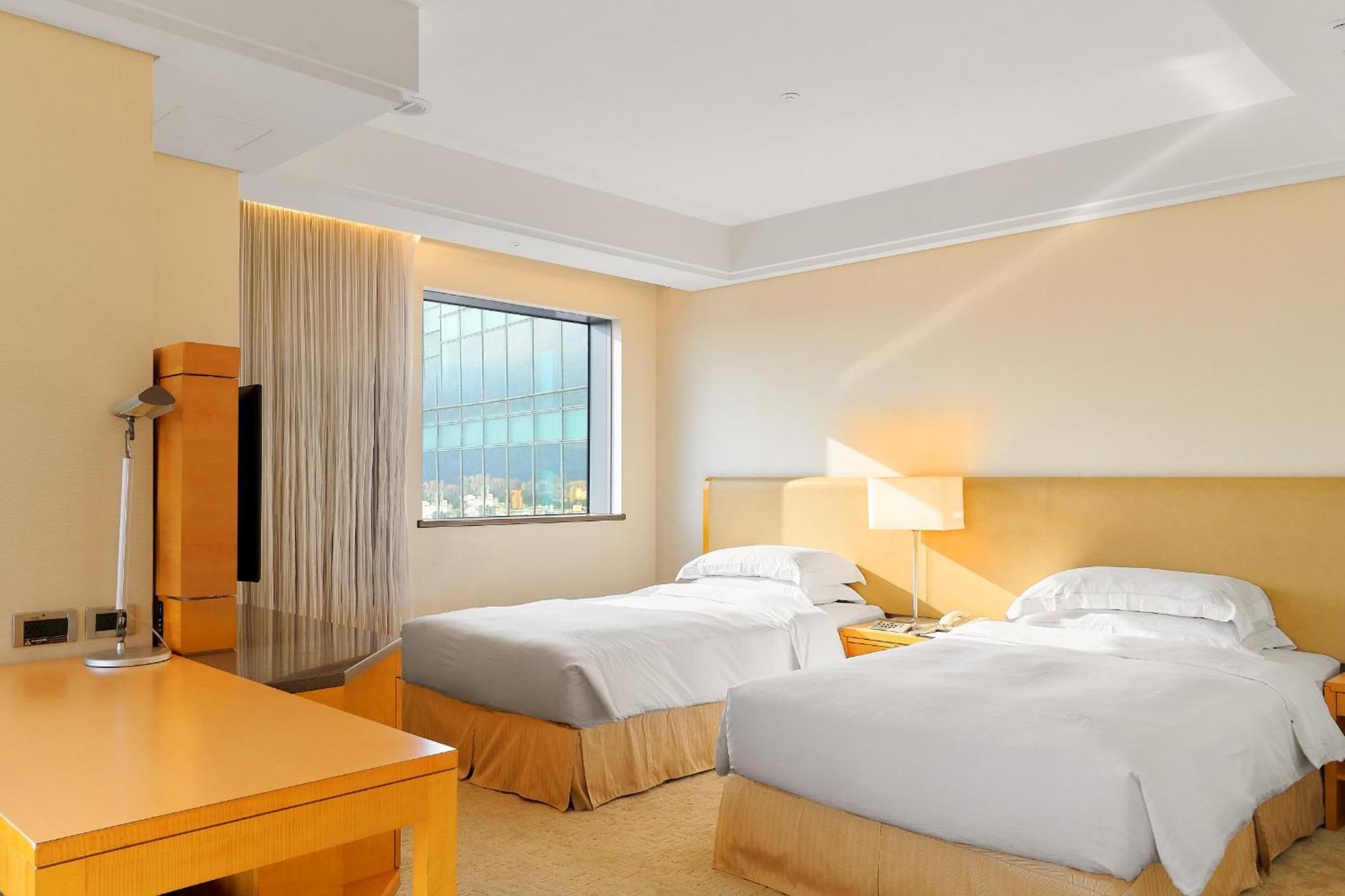 Windsor Hotel Taichung Ruang foto Deluxe Room